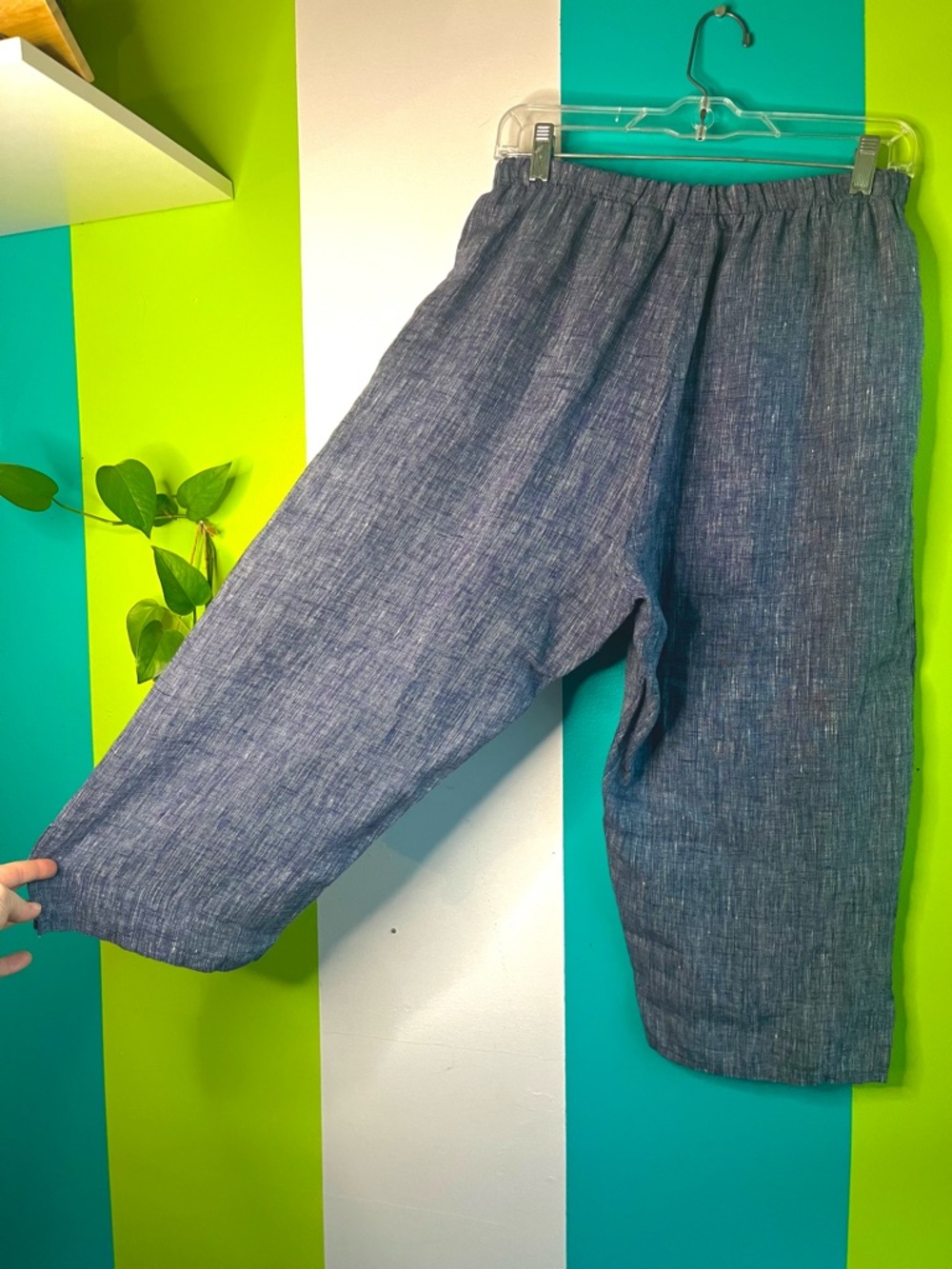 Flax Relaxed fit 100% Linen Capris Blue Gray color
